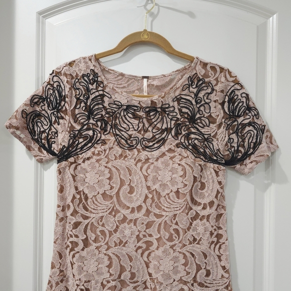 FREE PEOPLE Beautiful Dreamer Blush With Black Embroidery Mini Lace Dress, XS - Picture 4 of 16